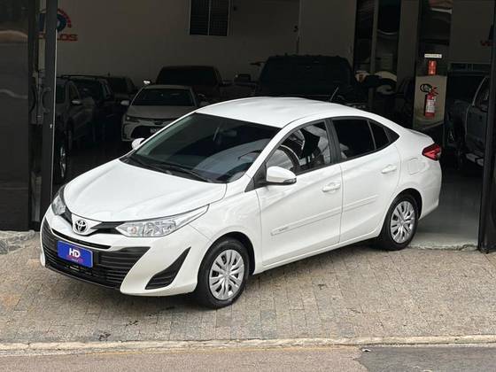 TOYOTA YARIS 1.5 16V FLEX SEDAN XL LIVE MULTIDRIVE